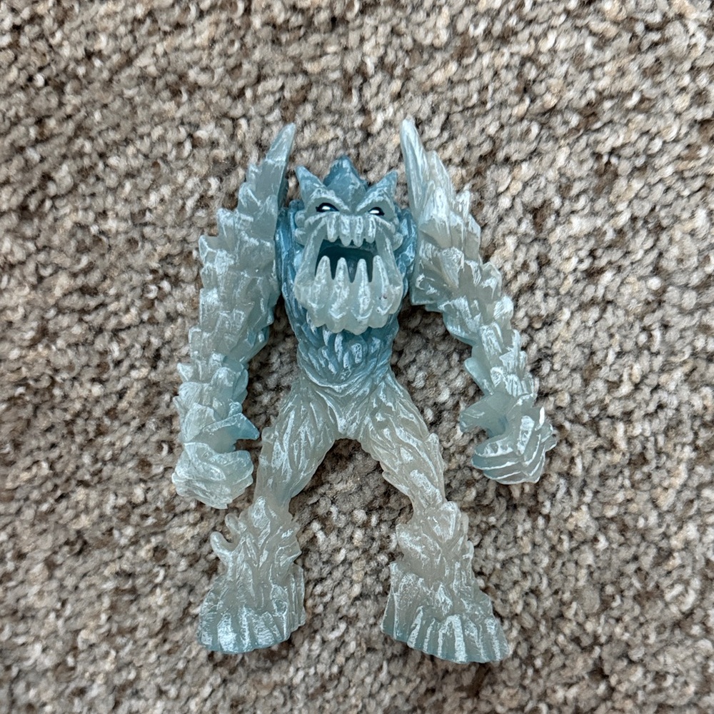 Schleich Ice Frost Monster